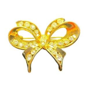 Elegant Gold Bow Brooch with Australian Crystals 46
